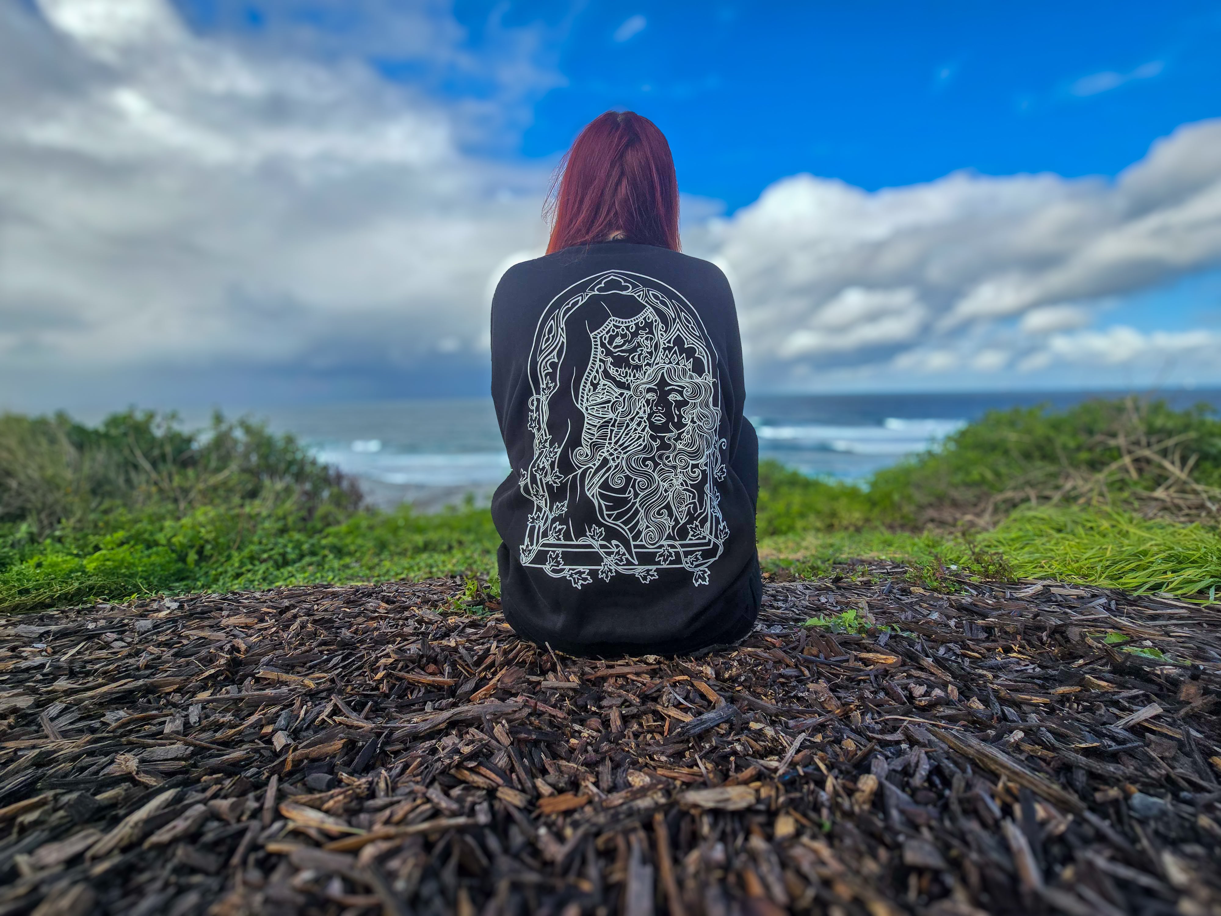 Bone Daddy - Fleeced Sweatshirt WHITE LOGO